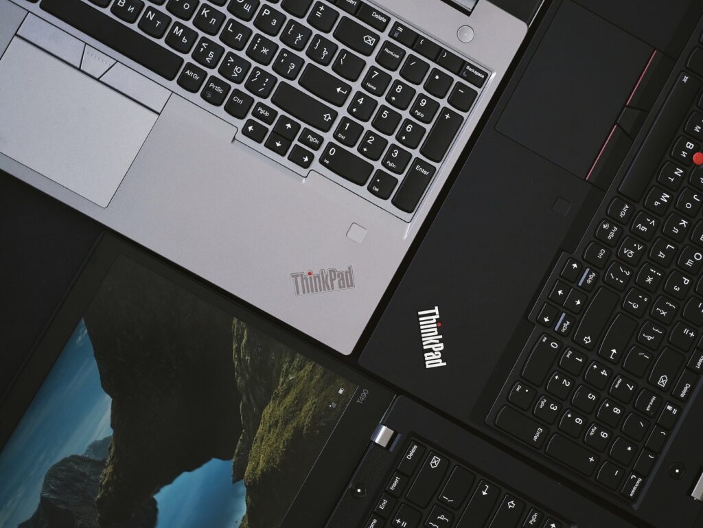 Thinkpad vs. Ideapad